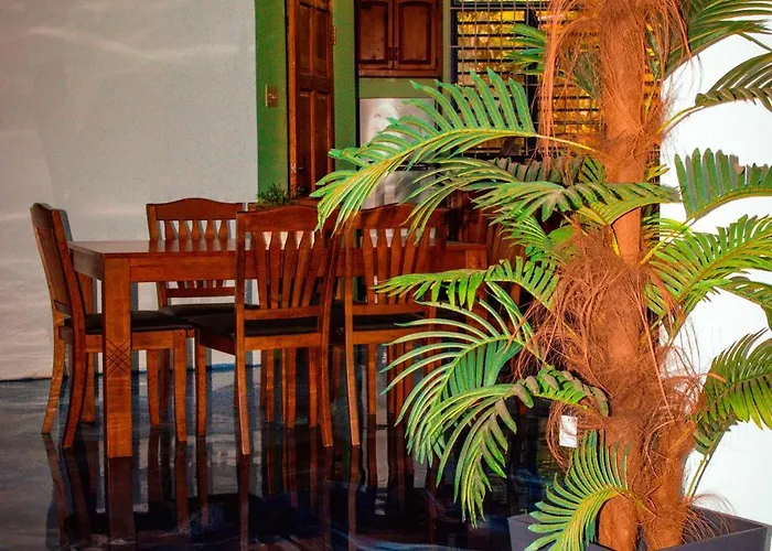 Sunshine Lodge: Your Away From Holiday home
