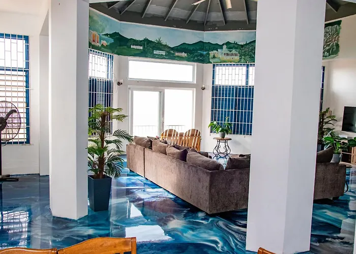 Holiday home Sunshine Lodge: Your Away From Montego Bay