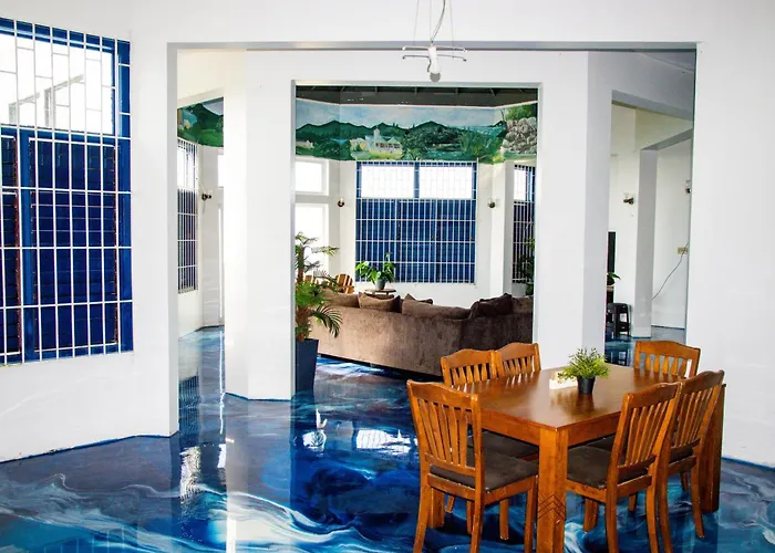Sunshine Lodge: Your Away From Holiday home Montego Bay