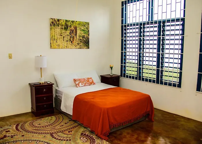 Sunshine Lodge: Your Away From * Montego Bay