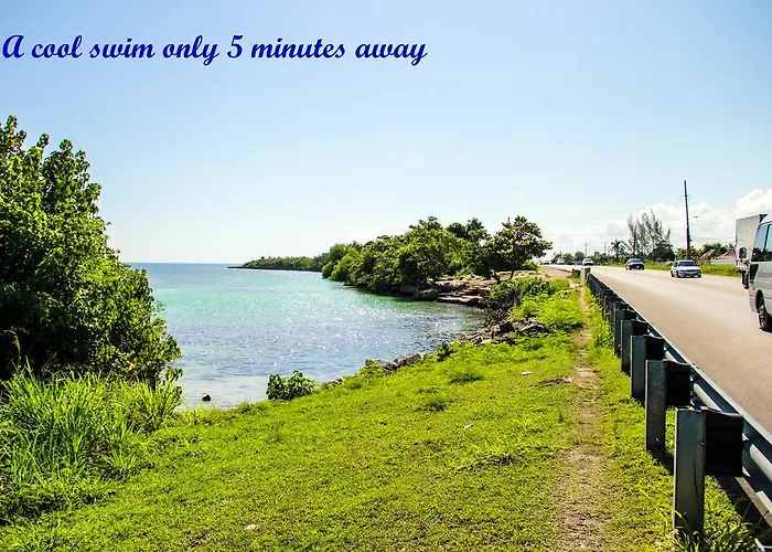 Sunshine Lodge: Your Away From Holiday home *