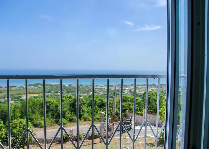 Holiday home Sunshine Lodge: Your Away From Montego Bay