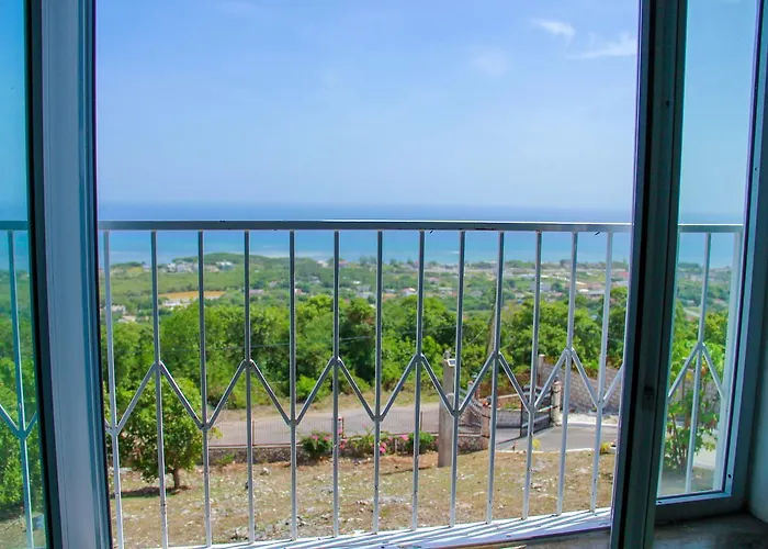 Holiday home Sunshine Lodge: Your Away From *