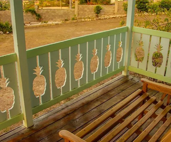 Holiday home Sunshine Lodge: Your Away From Montego Bay