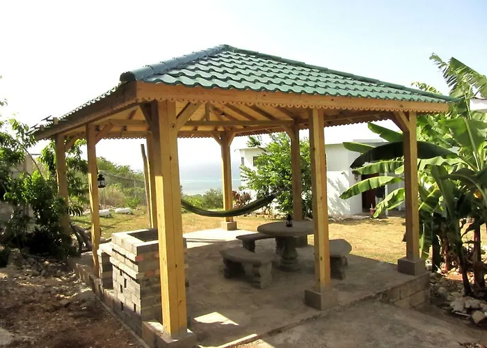 Sunshine Lodge: Your Away From Holiday home Montego Bay