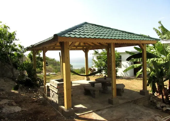 Sunshine Lodge: Your Away From Holiday home Montego Bay
